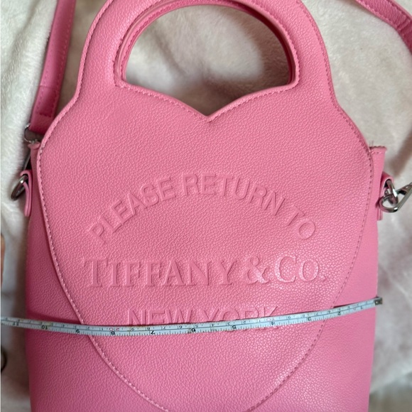 Pink Heart Shaped Inspired Women's Bag. - Picture 11 of 14